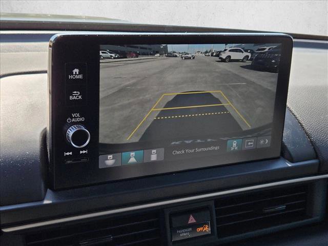 Used 2025 Honda Pilot EX-L image 10