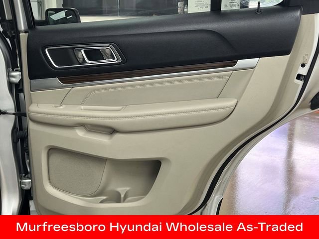Used 2018 Ford Explorer Limited image 28
