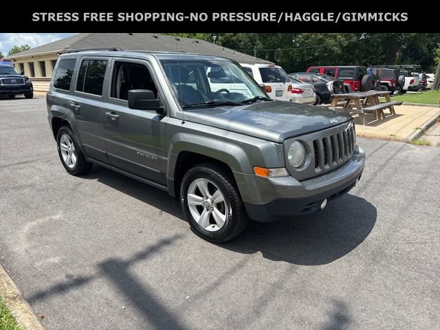 Used 2014 Jeep Patriot Latitude image 1