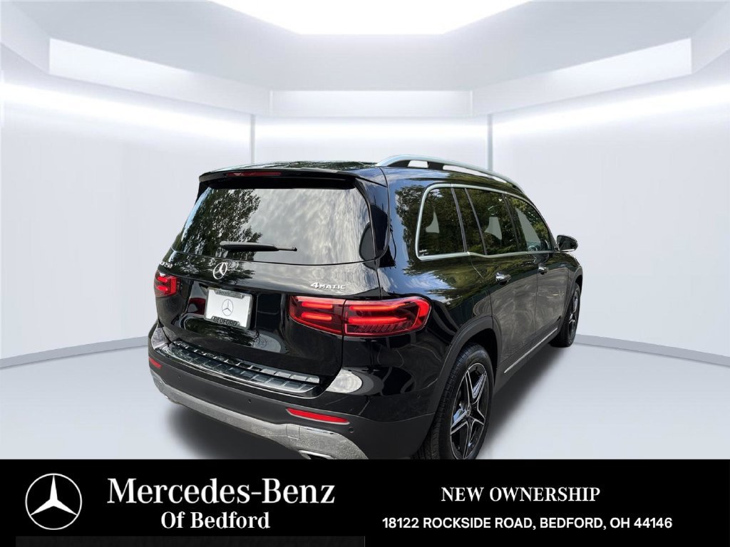 Used 2026 Mercedes-Benz GLB 250 4MATIC image 5