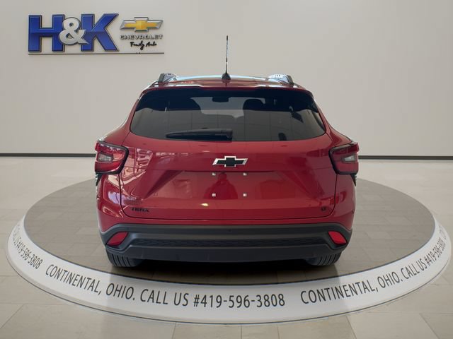New 2026 Chevrolet Trax LT w/ Driver Confidence Package FWD image 5