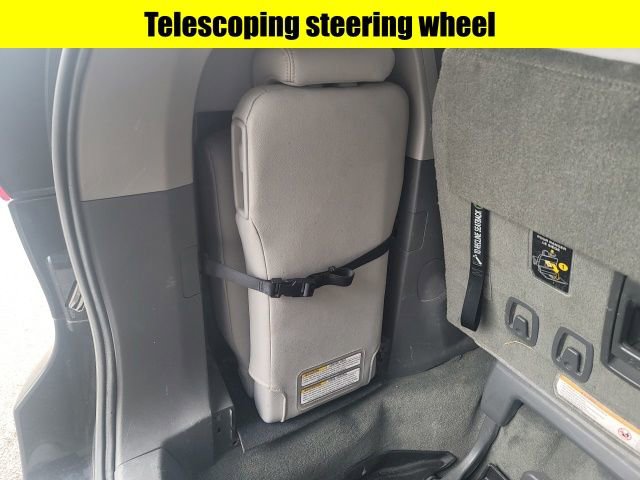 Used 2015 Toyota Sienna XLE w/ XLE Navigation Package image 18