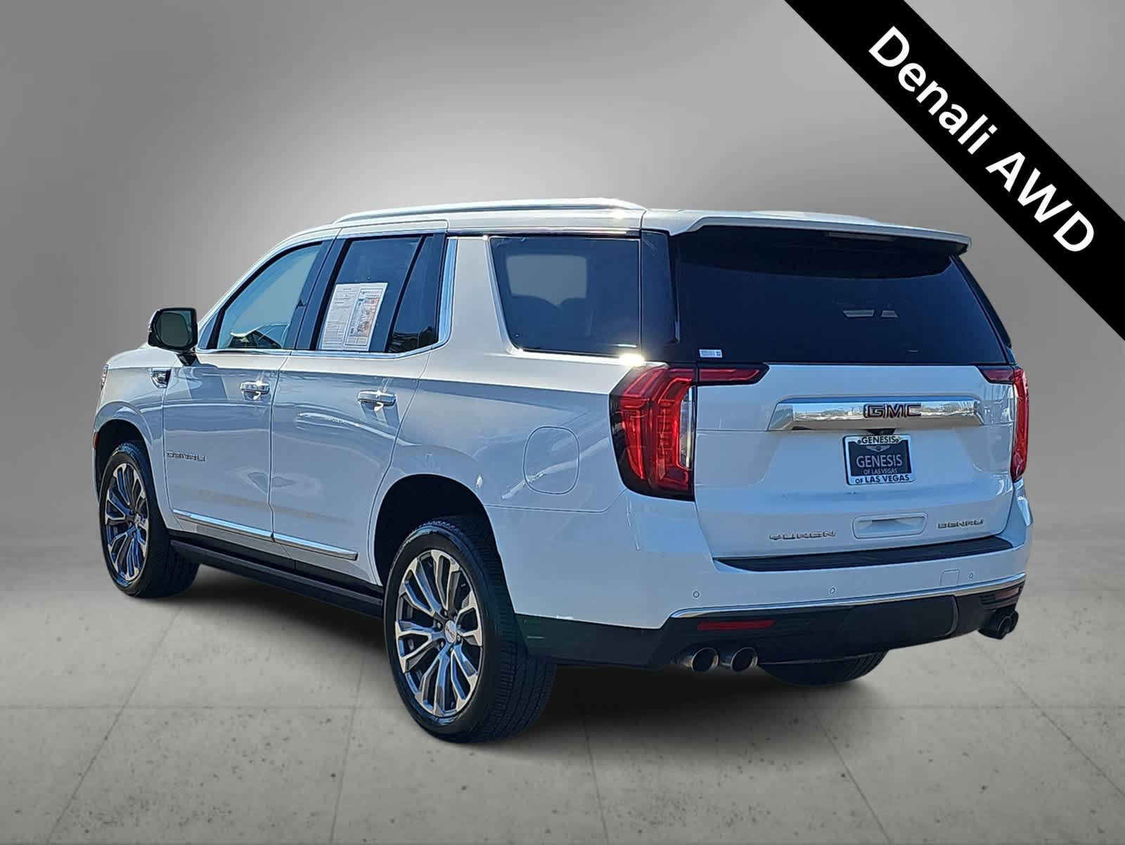 Used 2021 GMC Yukon Denali w/ Denali Premium Package AWD/4WD image 6