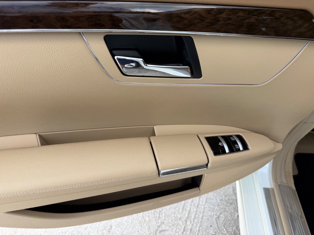 Used 2011 Mercedes-Benz S 400 w/ Sport Pkg image 42