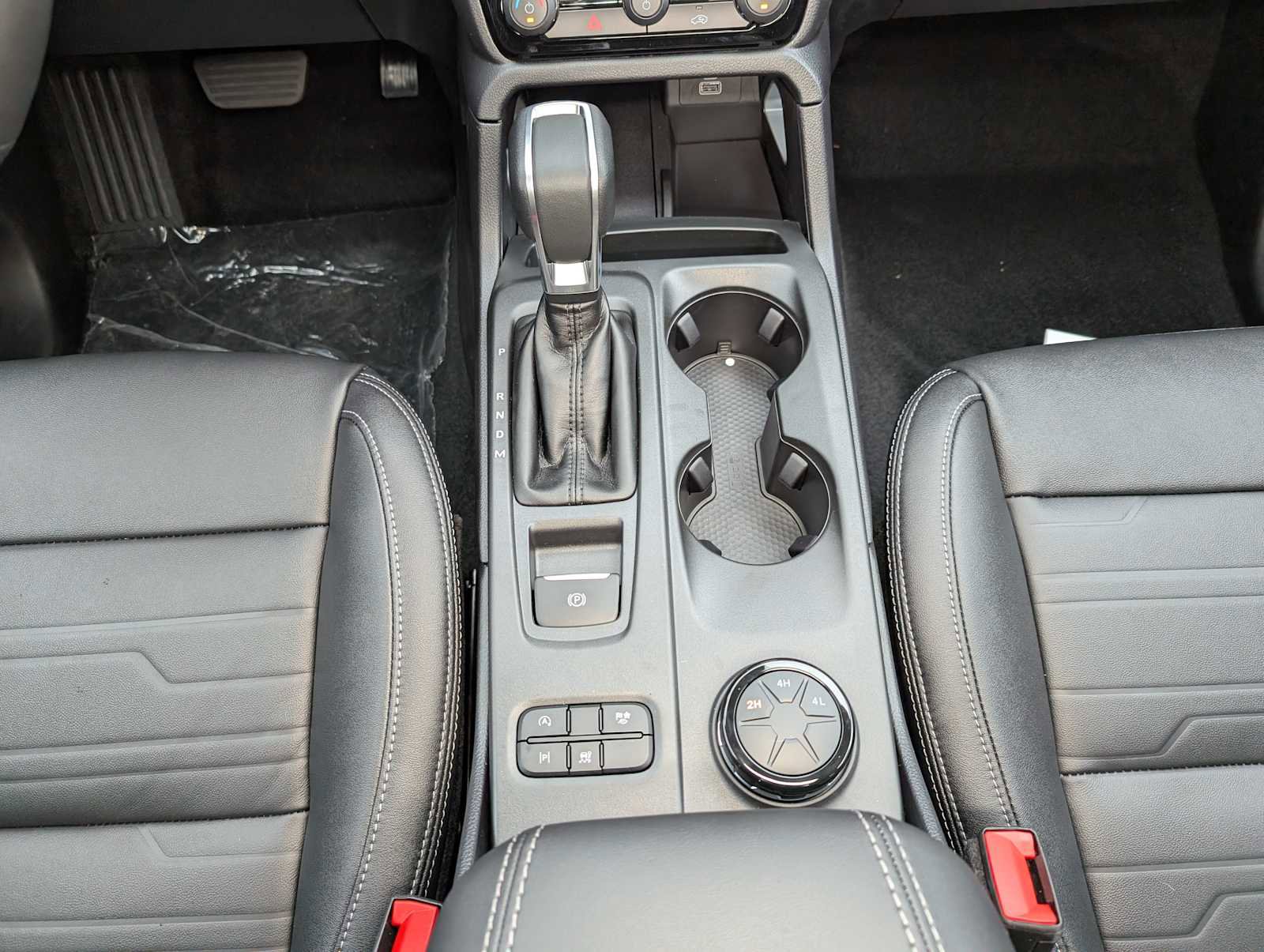 New 2025 Ford Ranger Lariat w/ Trailer Tow Package image 13