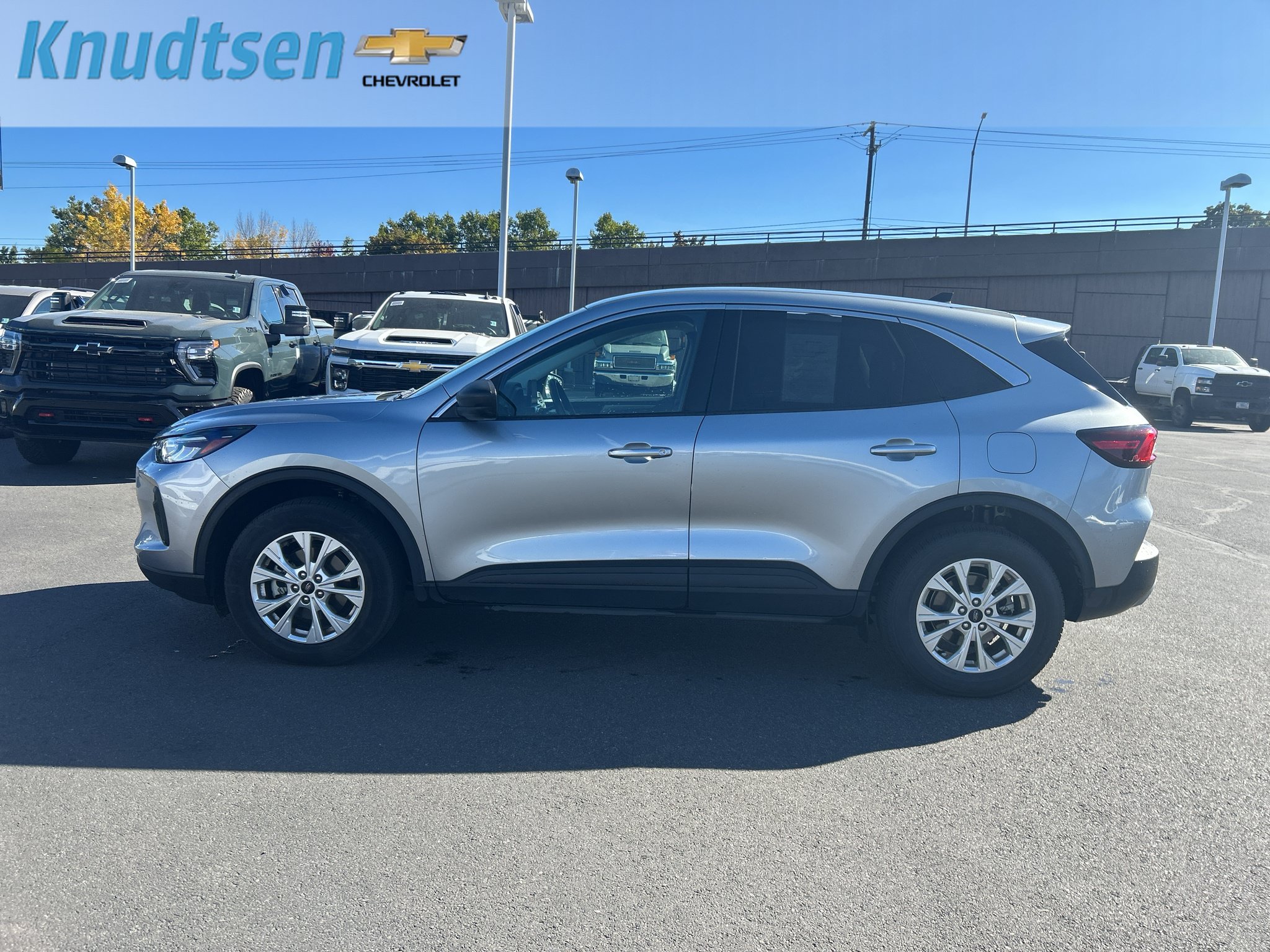 Used 2024 Ford Escape Active AWD/4WD image 4