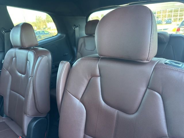 Used 2023 Kia Telluride EX w/ EX Captain's Chair Package image 10