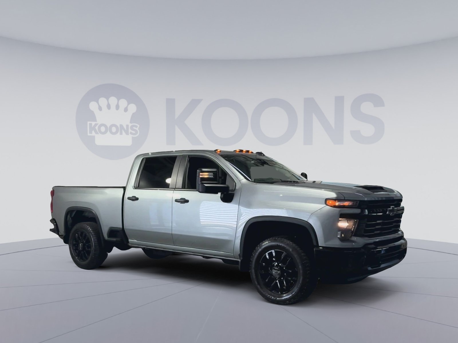 Used 2026 Chevrolet Silverado 2500 Custom AWD/4WD image 2
