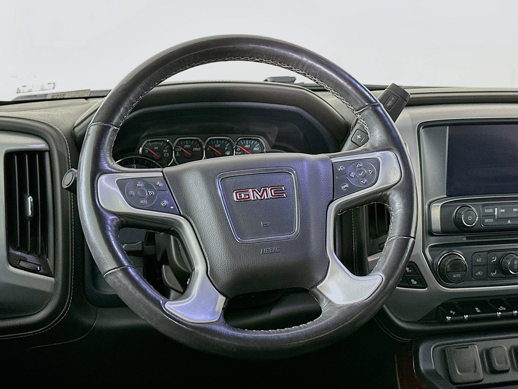 Used 2018 GMC Sierra 1500 SLT image 17