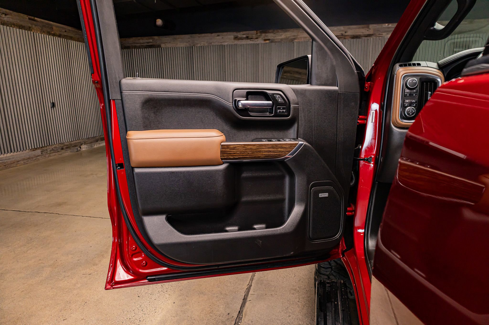 Used 2022 Chevrolet Silverado 1500 High Country image 28