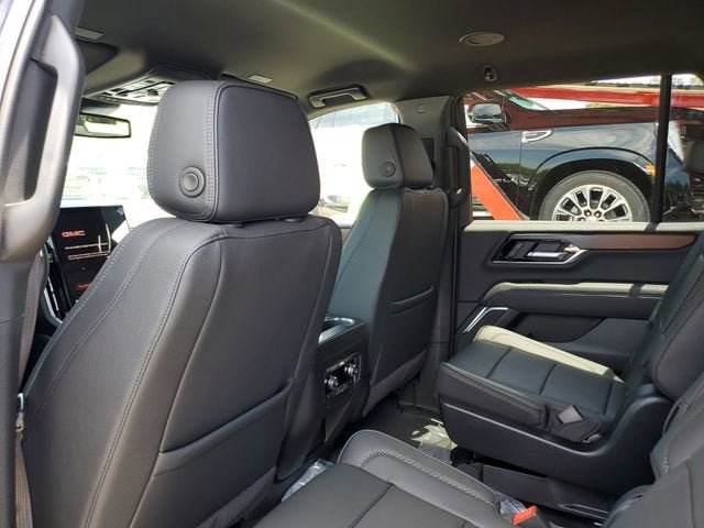 New 2026 GMC Yukon Denali RWD image 10