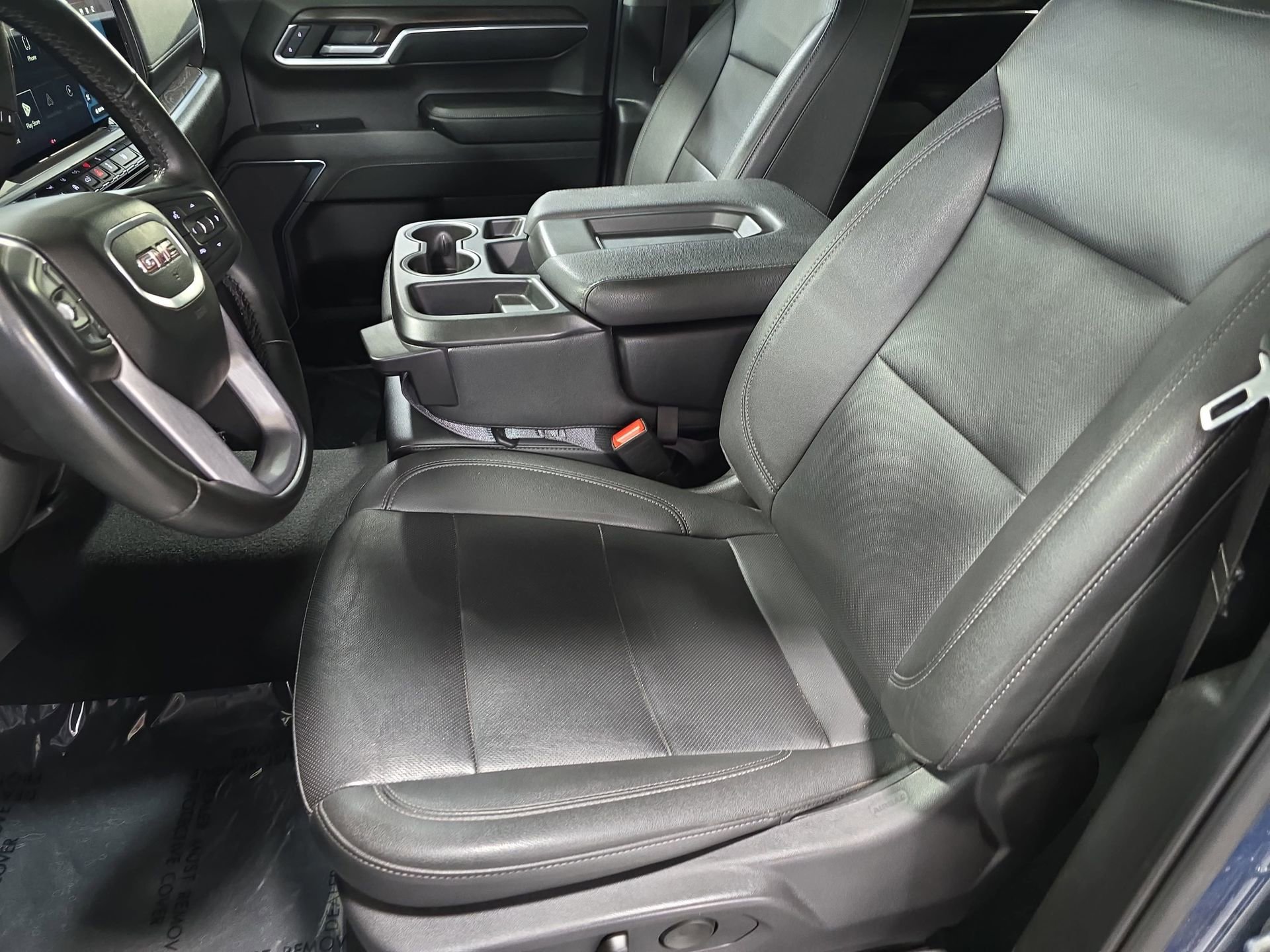 Used 2024 GMC Sierra 1500 SLT AWD/4WD image 15