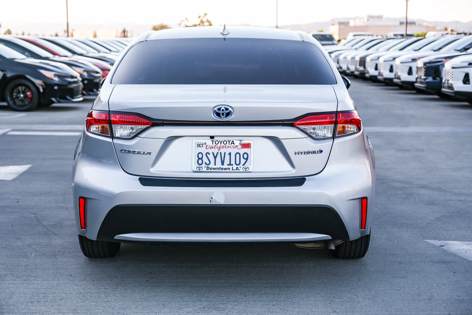 Used 2021 Toyota Corolla LE FWD image 5