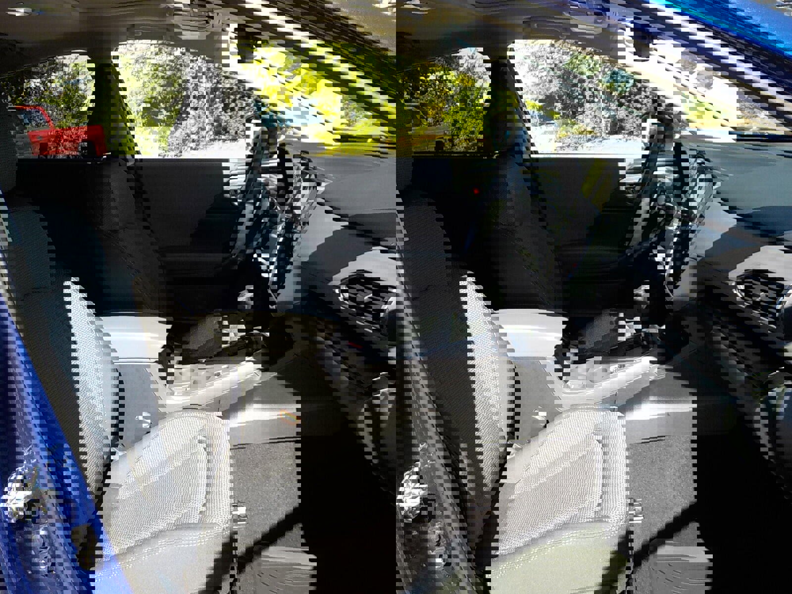 Used 2024 Subaru Crosstrek 2.0i Premium image 17