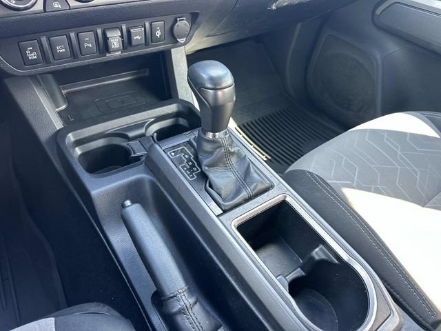Used 2023 Toyota Tacoma TRD Off-Road w/ Technology Package AWD/4WD image 28