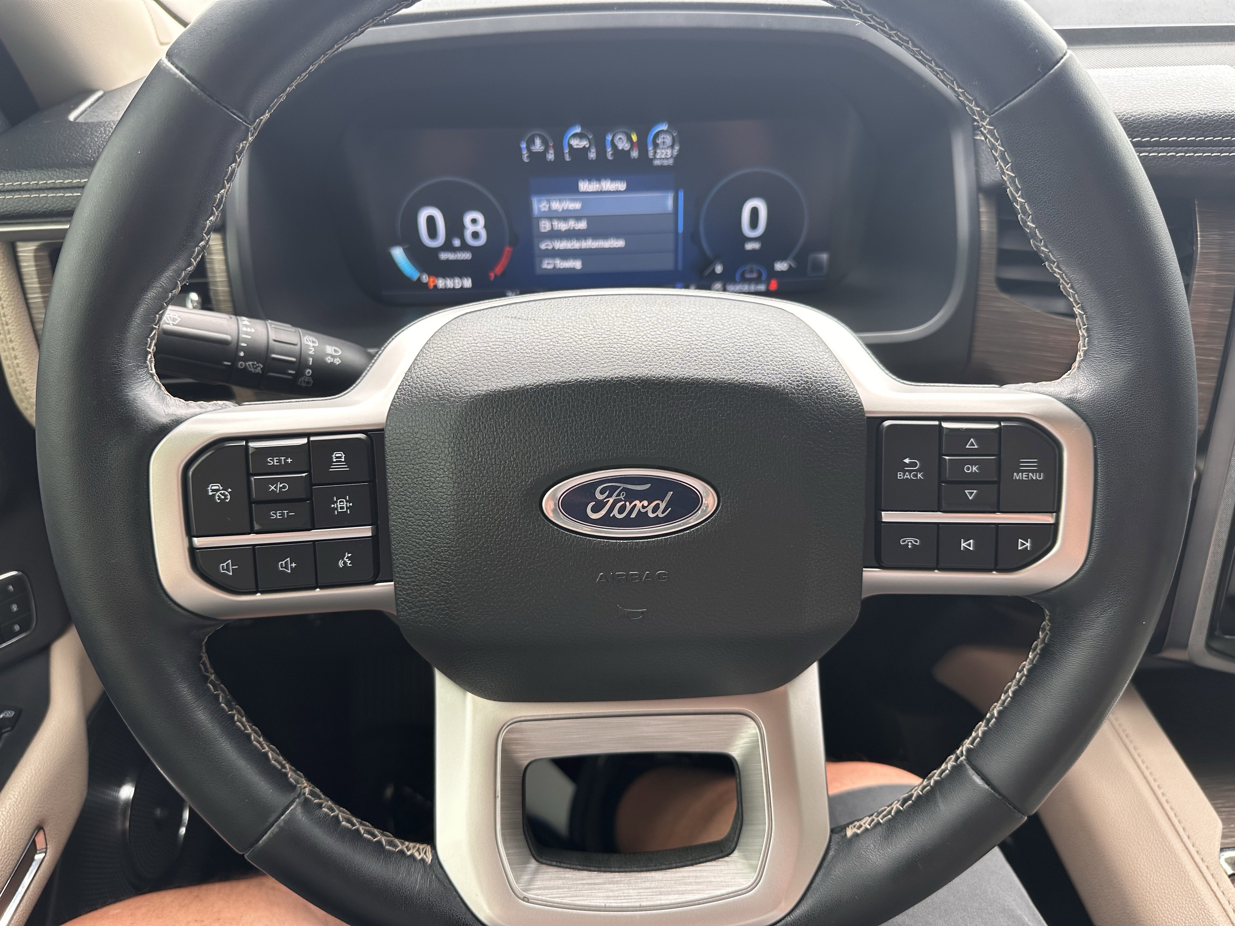 Used 2024 Ford Expedition Limited AWD/4WD image 7