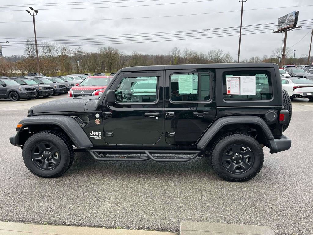 Used 2021 Jeep Wrangler Unlimited Sport image 27