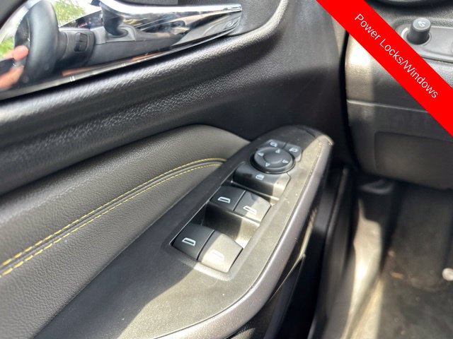 Used 2025 Chevrolet Trax ACTIV FWD image 41