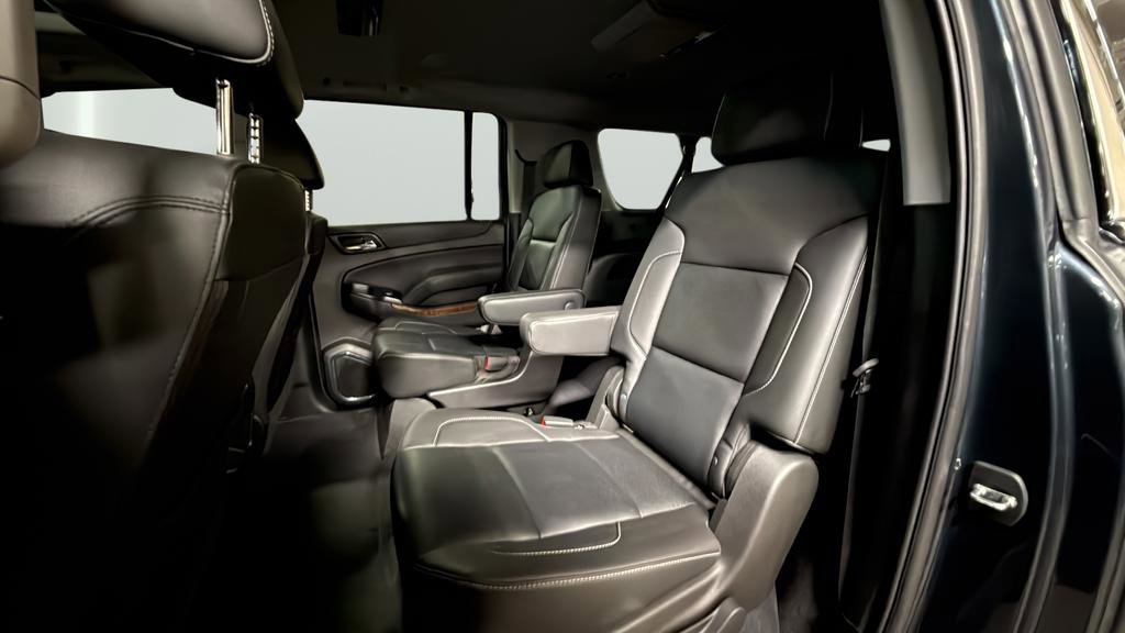 Used 2019 Chevrolet Suburban Premier AWD/4WD image 24
