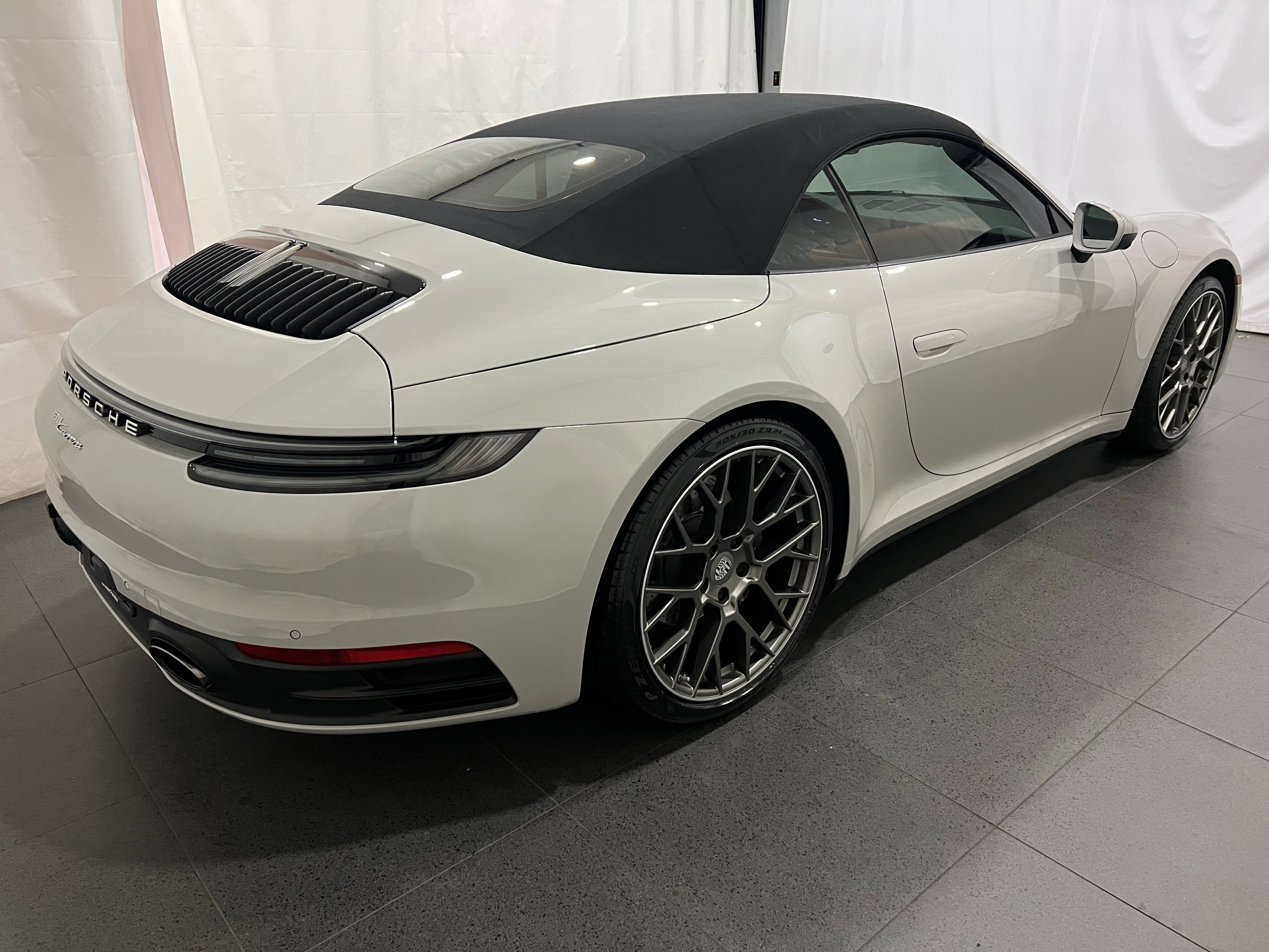 Certified 2021 Porsche 911 Carrera image 9