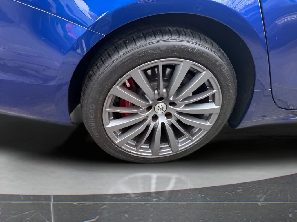 Used 2022 Maserati Ghibli Modena Q4 image 17