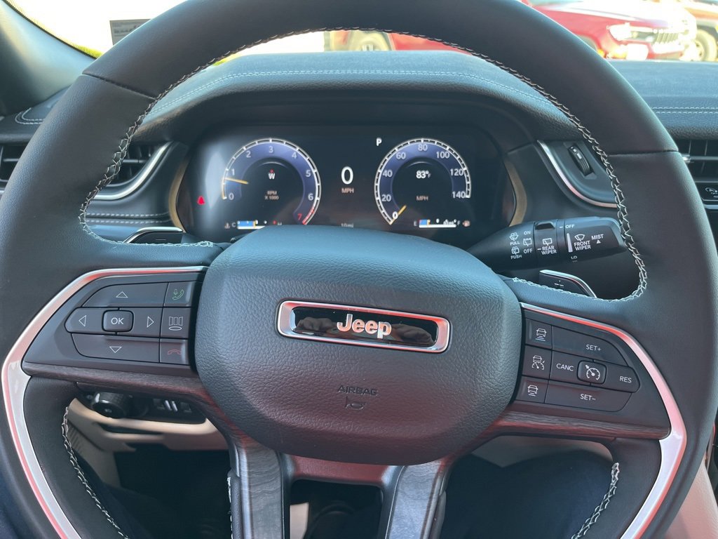 New 2025 Jeep Grand Cherokee L Limited image 19
