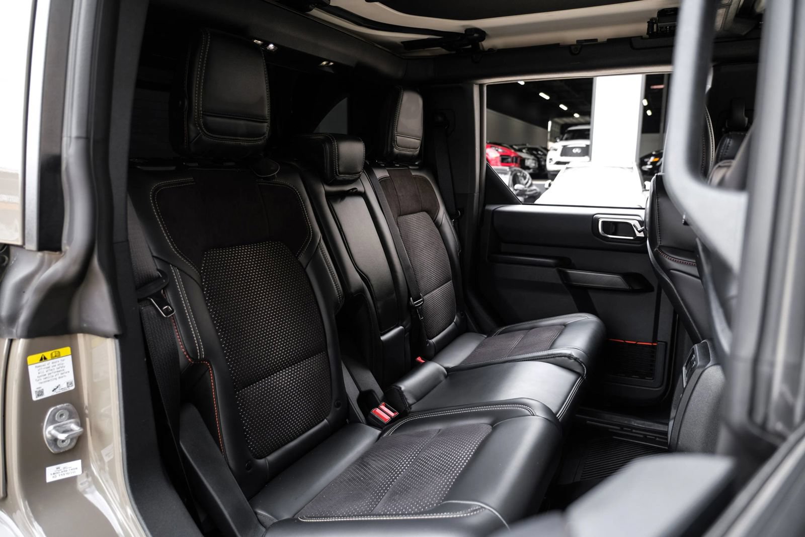 Used 2025 Ford Bronco Raptor w/ Interior Carbon Fiber Pack AWD/4WD image 38