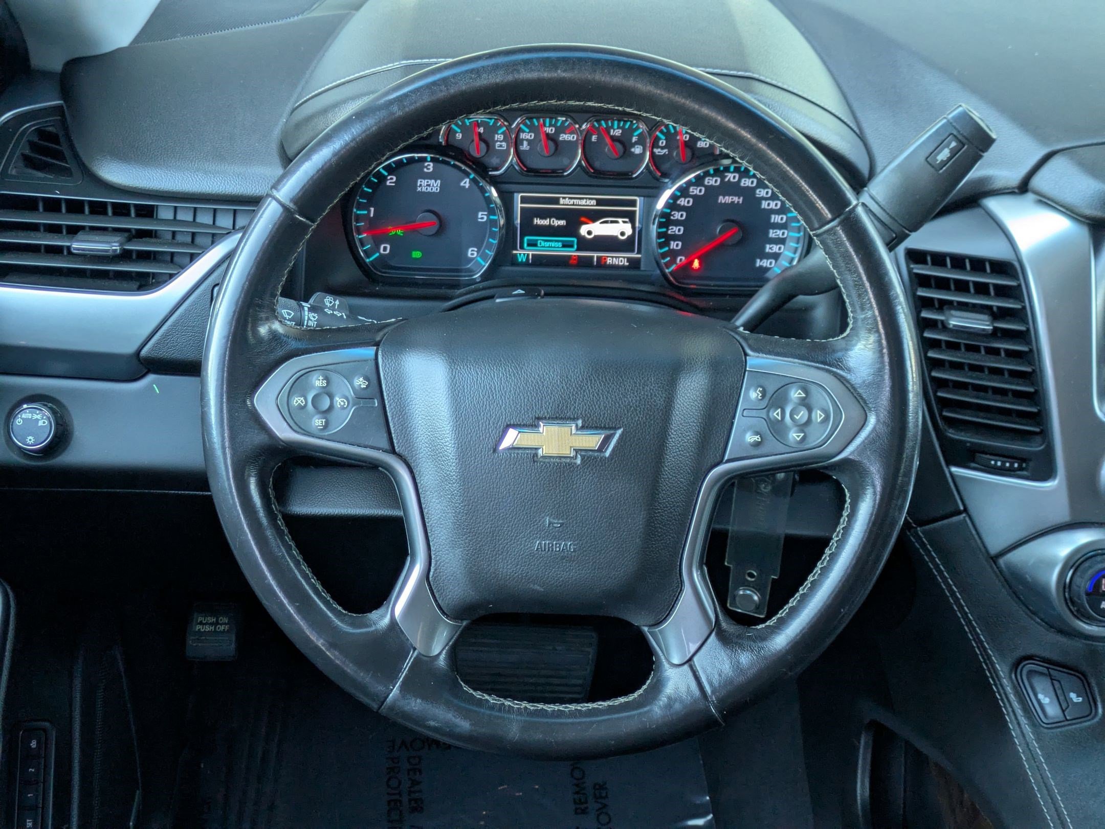 Used 2019 Chevrolet Suburban LT image 13