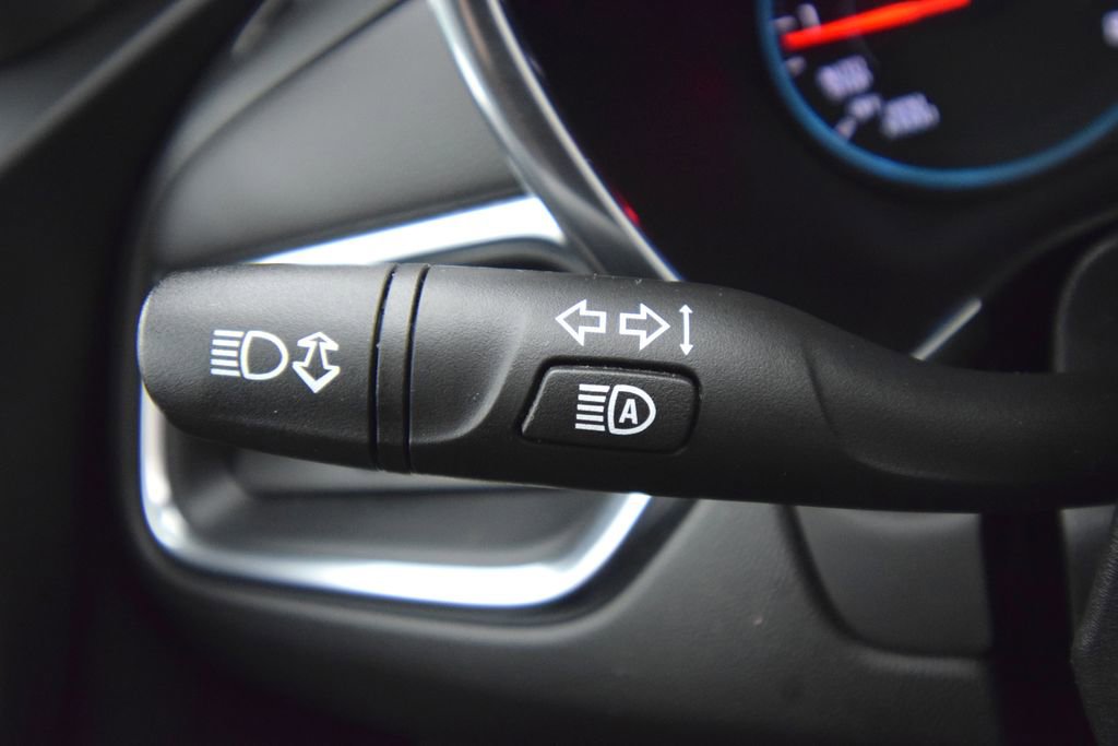 Used 2021 Chevrolet Equinox LT FWD image 34