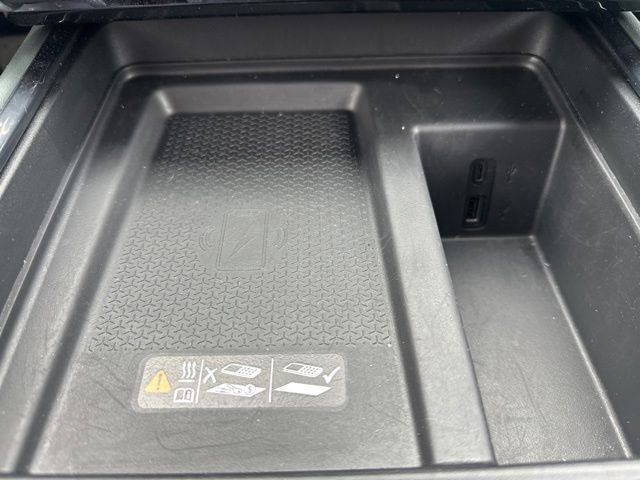 Used 2026 GMC Acadia AT4 AWD/4WD image 24