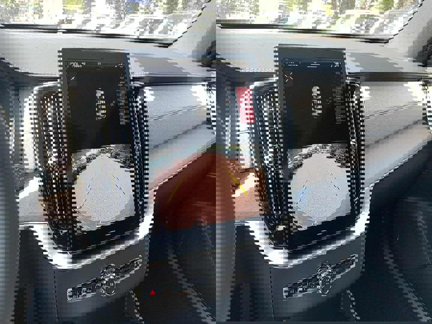 New 2026 Volvo XC90 B5 Core image 23