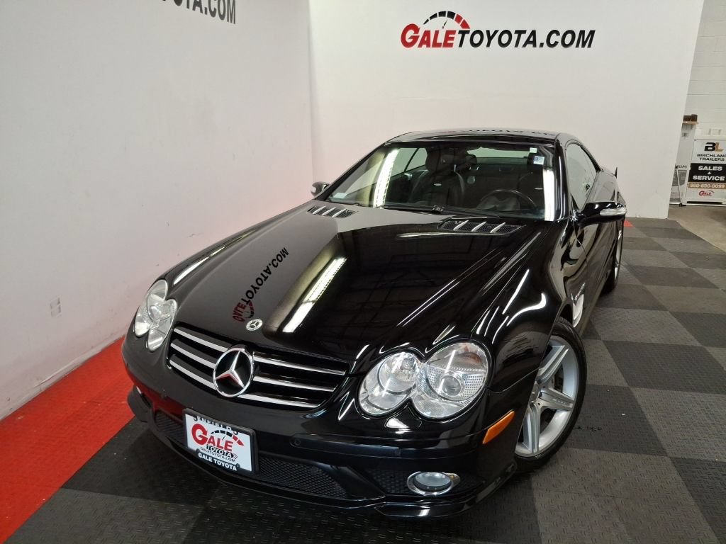 Used 2008 Mercedes-Benz SL 55 AMG image 3
