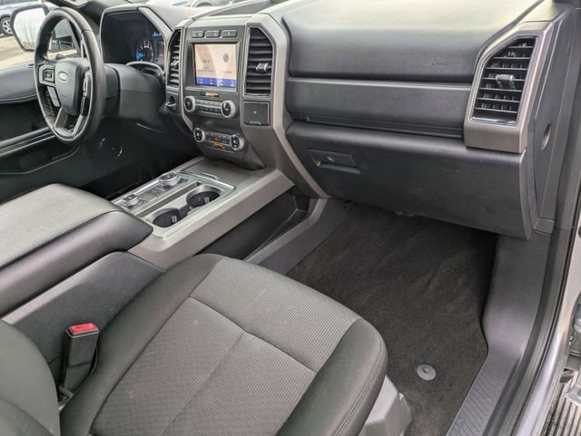 Used 2020 Ford Expedition XLT image 19