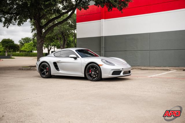 Used 2017 Porsche 718 Cayman RWD image 50