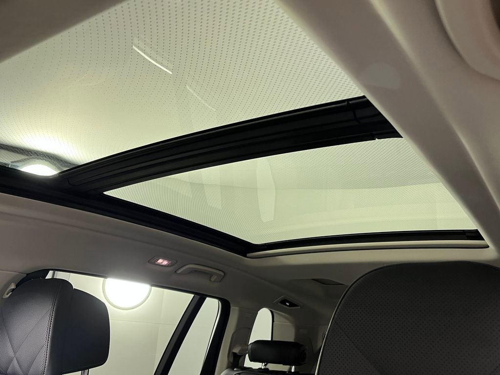 Used 2023 BMW X7 xDrive40i w/ Executive Package AWD/4WD image 29