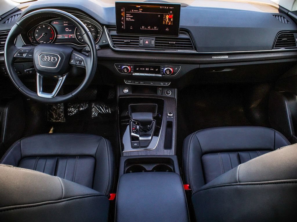 Used 2023 Audi Q5 2.0T Premium w/ Convenience Package AWD/4WD image 36