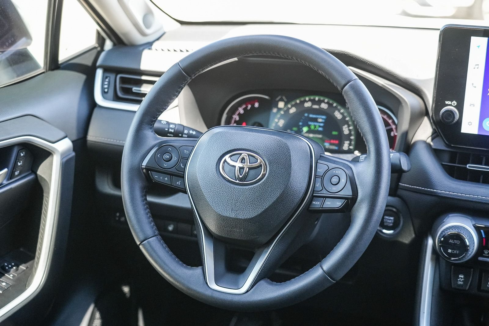 Certified 2023 Toyota RAV4 XLE Premium FWD image 15