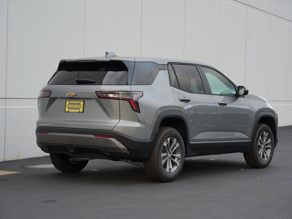 New 2027 Chevrolet Equinox LT AWD/4WD image 4