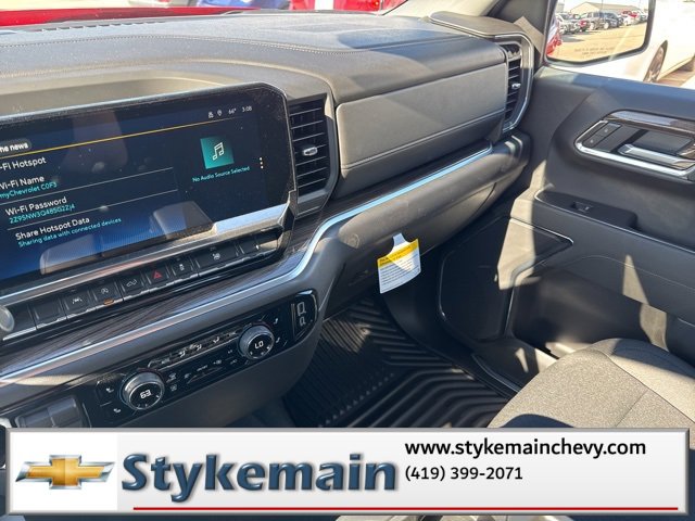 New 2026 Chevrolet Silverado 1500 LT image 44