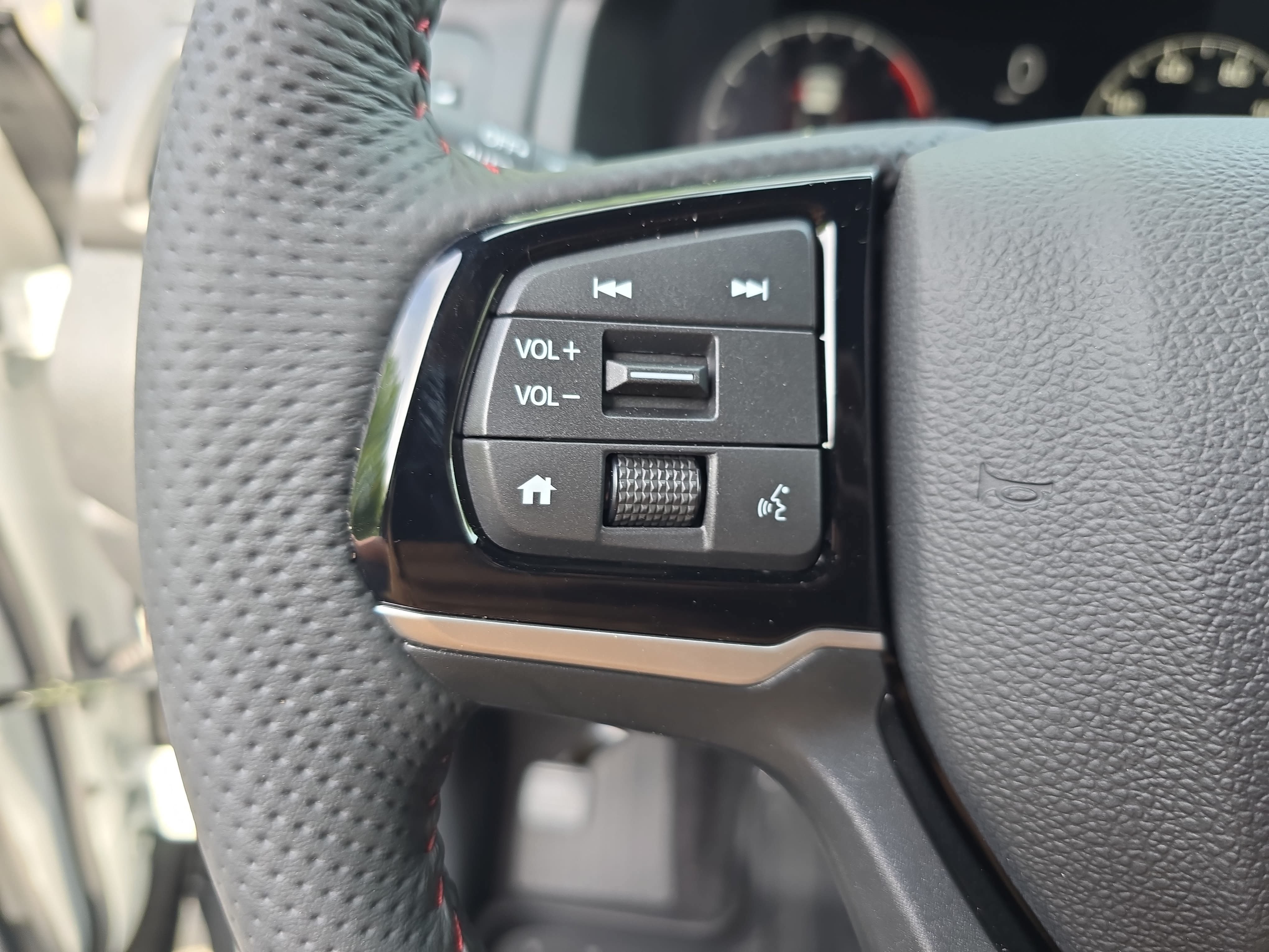 New 2026 Honda Ridgeline Black Edition image 16