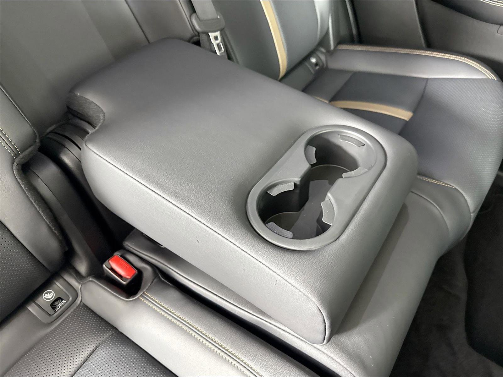 Certified 2025 MAZDA CX-70 Plug-In Hybrid w/ Premium Plus image 46