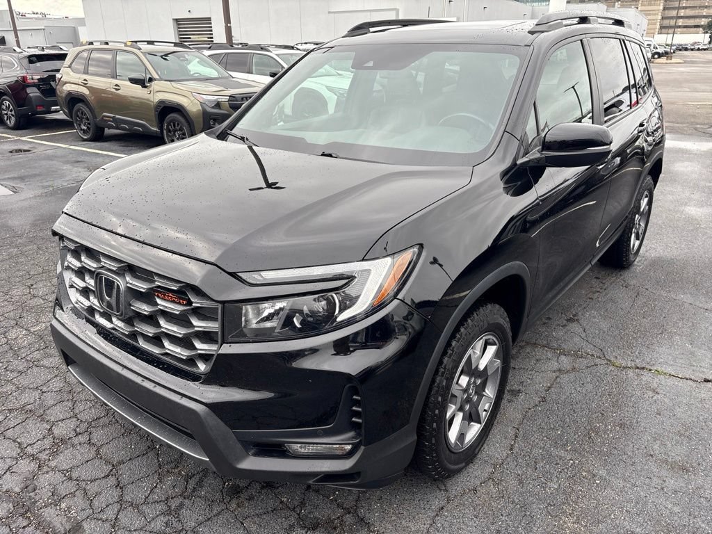 Used 2023 Honda Passport TrailSport image 6
