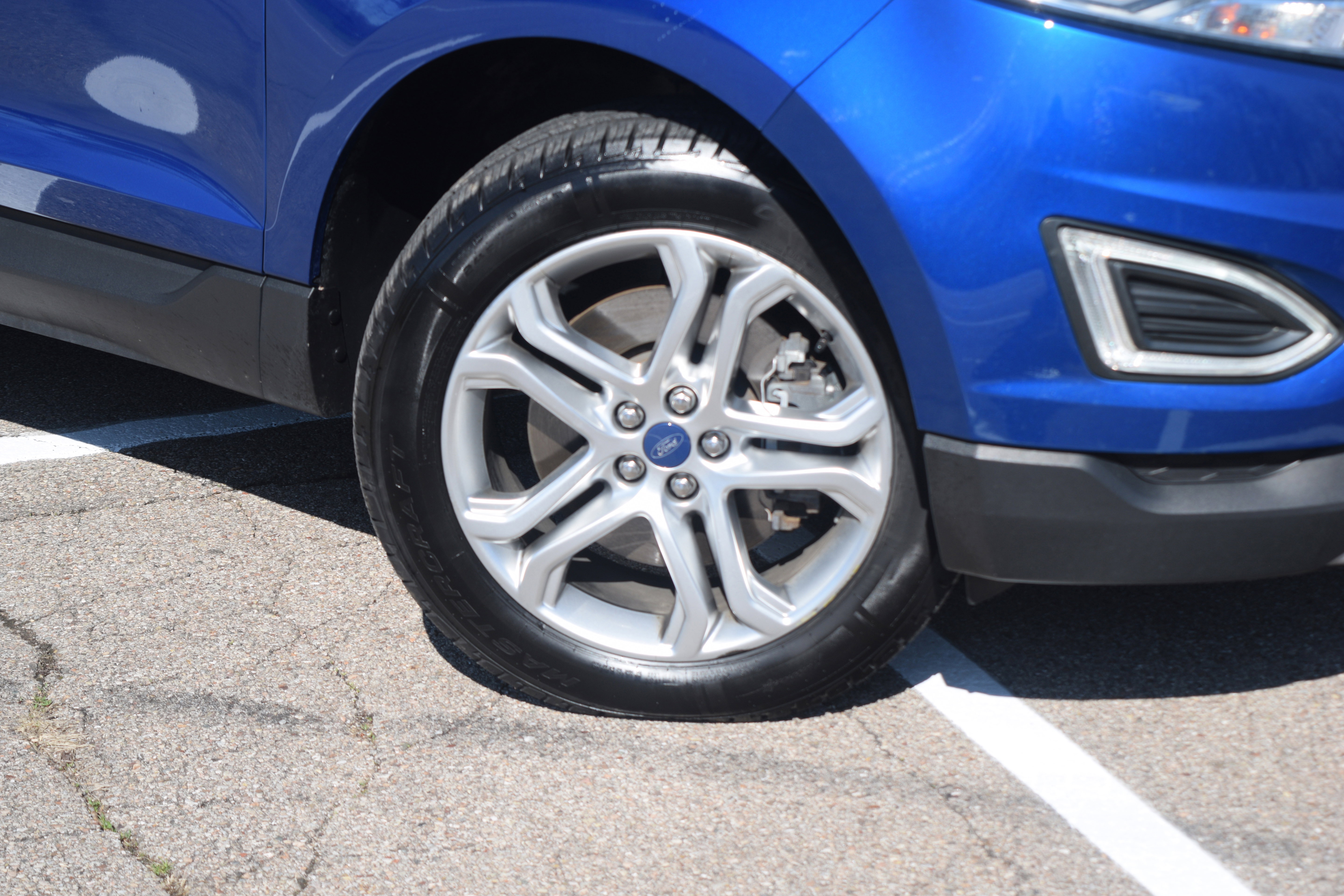 Used 2018 Ford Edge Titanium w/ Equipment Group 301A image 30