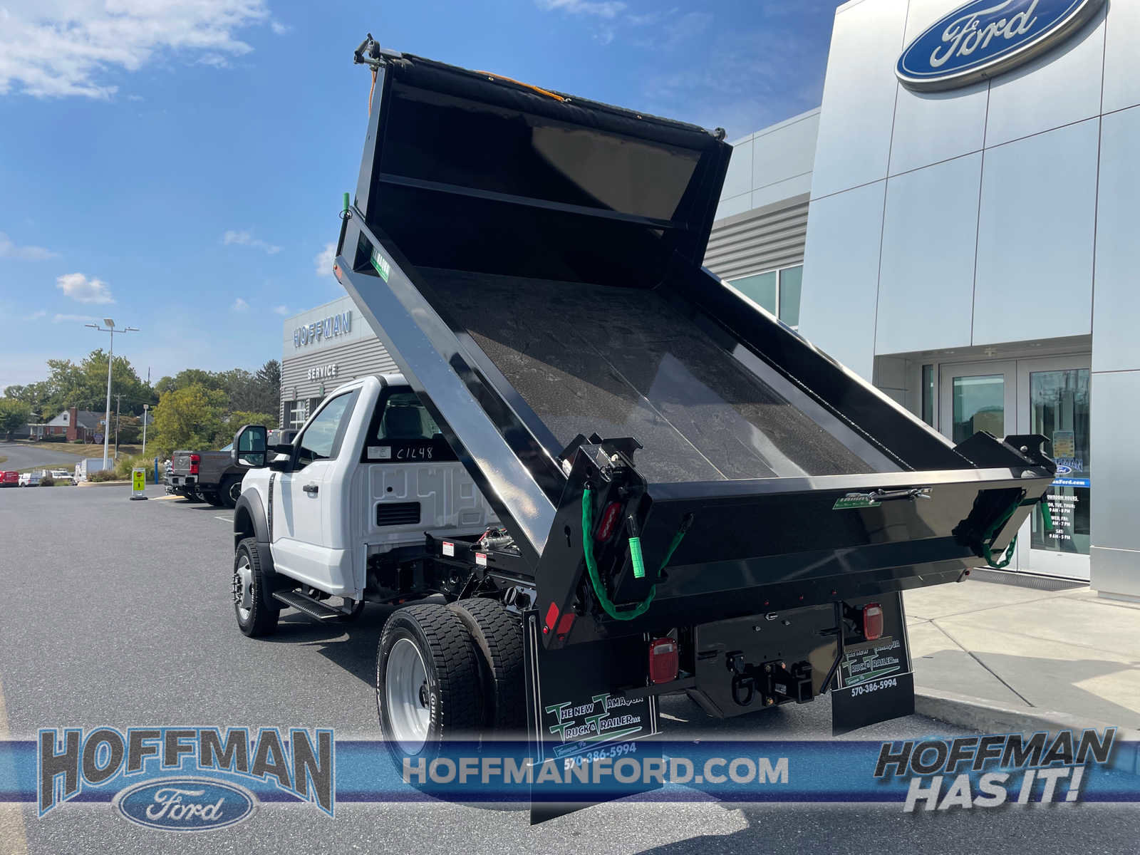 New 2025 Ford F550 4x4 Regular Cab Super Duty image 8