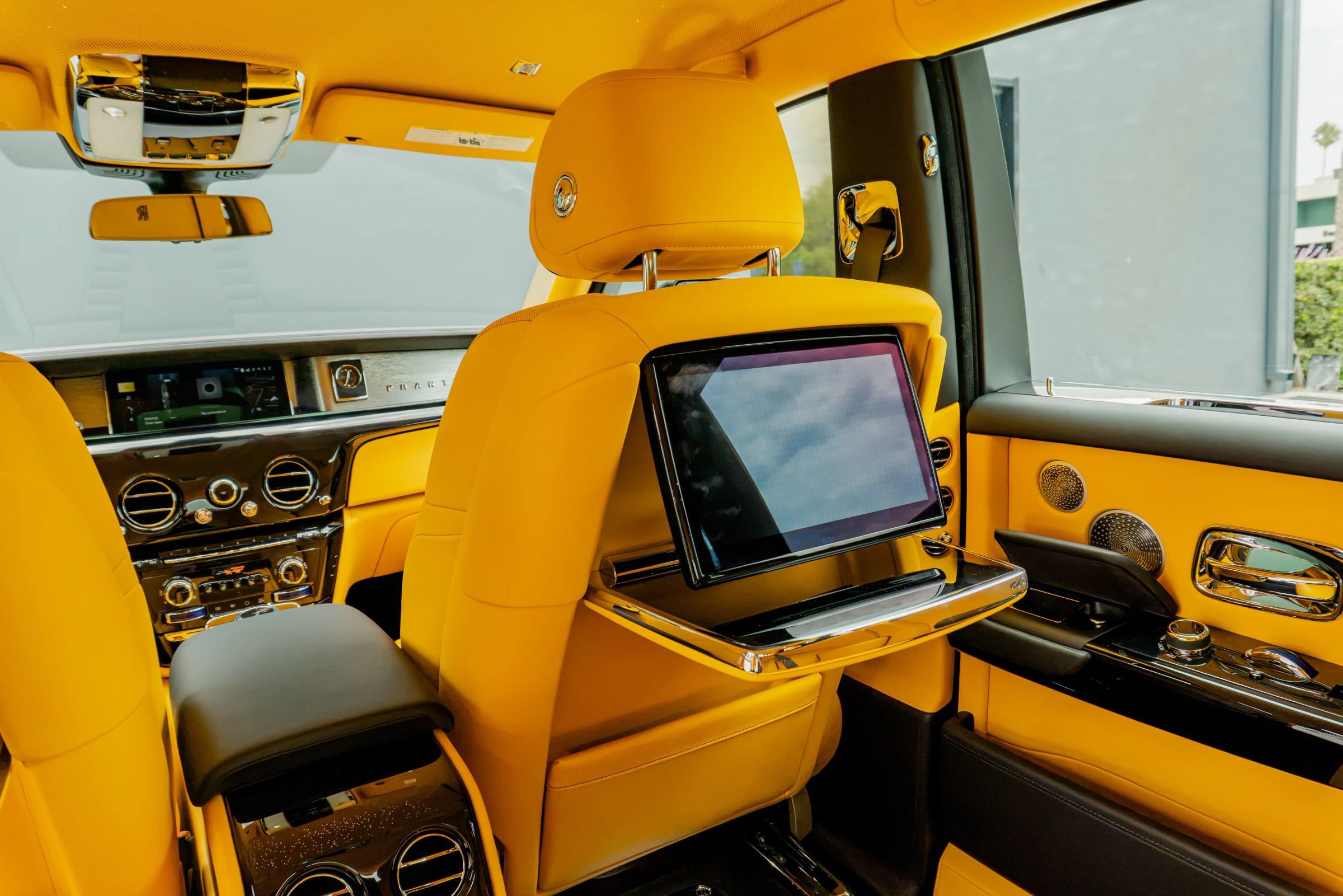 Used 2027 Rolls-Royce Phantom Sedan RWD image 88