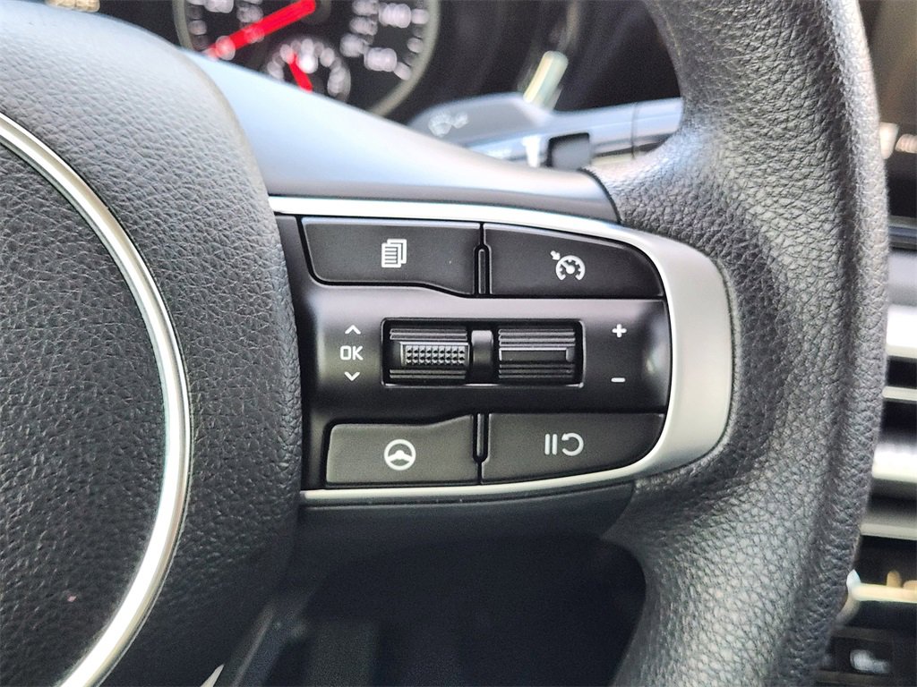 Used 2024 Kia K5 LXS image 28