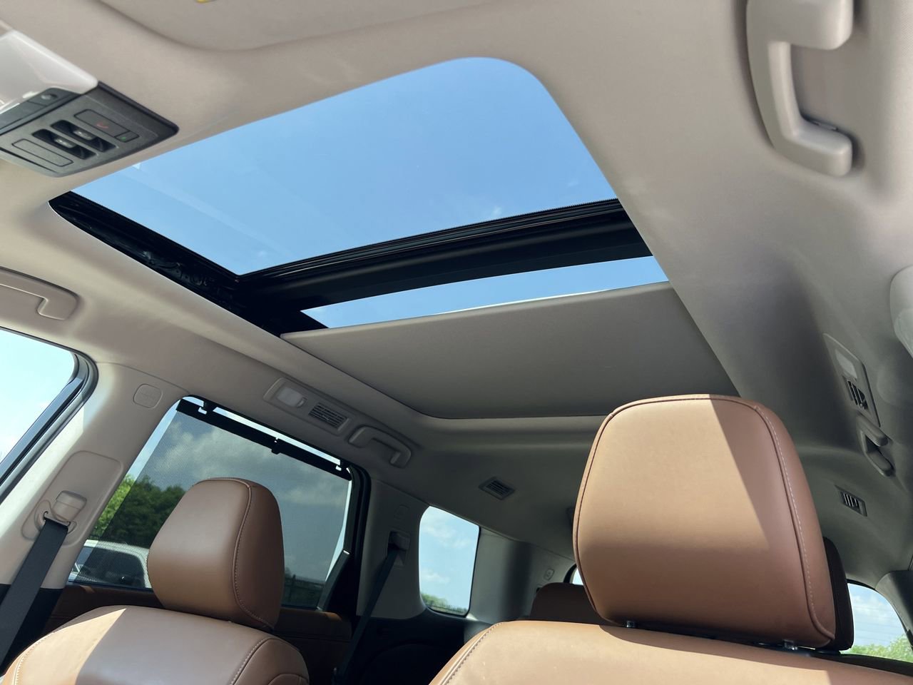 Certified 2025 Nissan Pathfinder Platinum w/ Cargo Package image 10