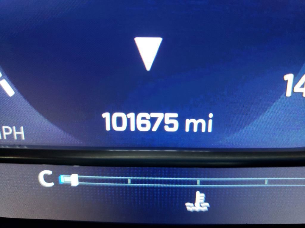 Used 2022 Chevrolet Silverado 1500 High Country w/ Technology Package image 17