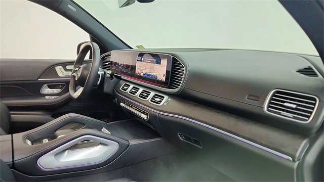 Used 2025 Mercedes-Benz GLS 450 4MATIC image 21