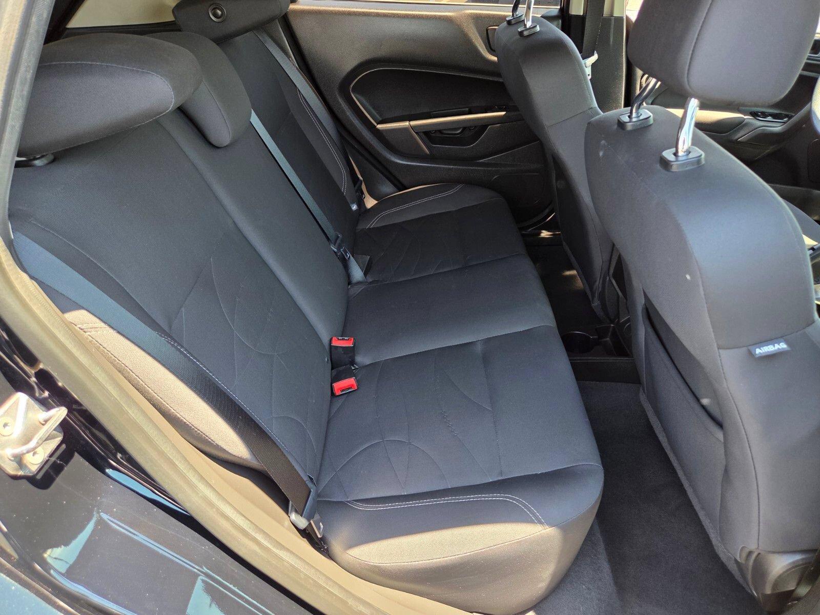 Used 2019 Ford Fiesta SE FWD image 14
